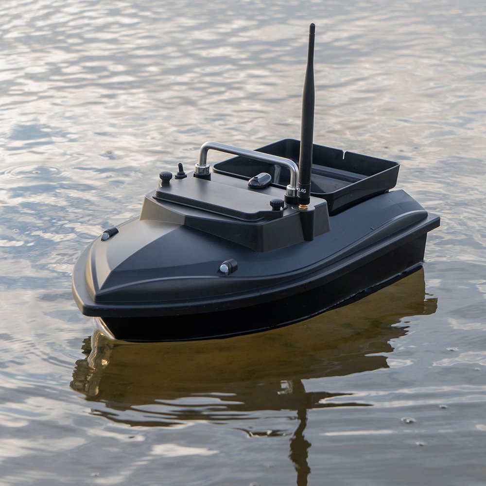 Hot Selling Flytec V050 500m Carp Boat Auto Return Fishing Remote Control Bait Boats for Fishermen Fishing