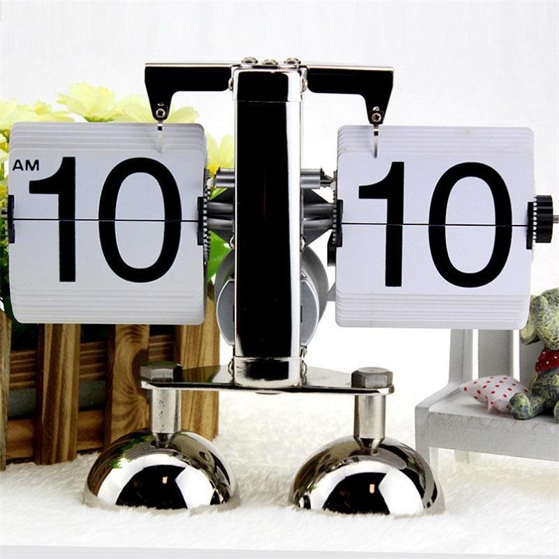 YIZHI Creative Mechanical Retro Style Digital Display Battery Powered Auto Vintage Flip Desk Clock for Home Office Table Decor