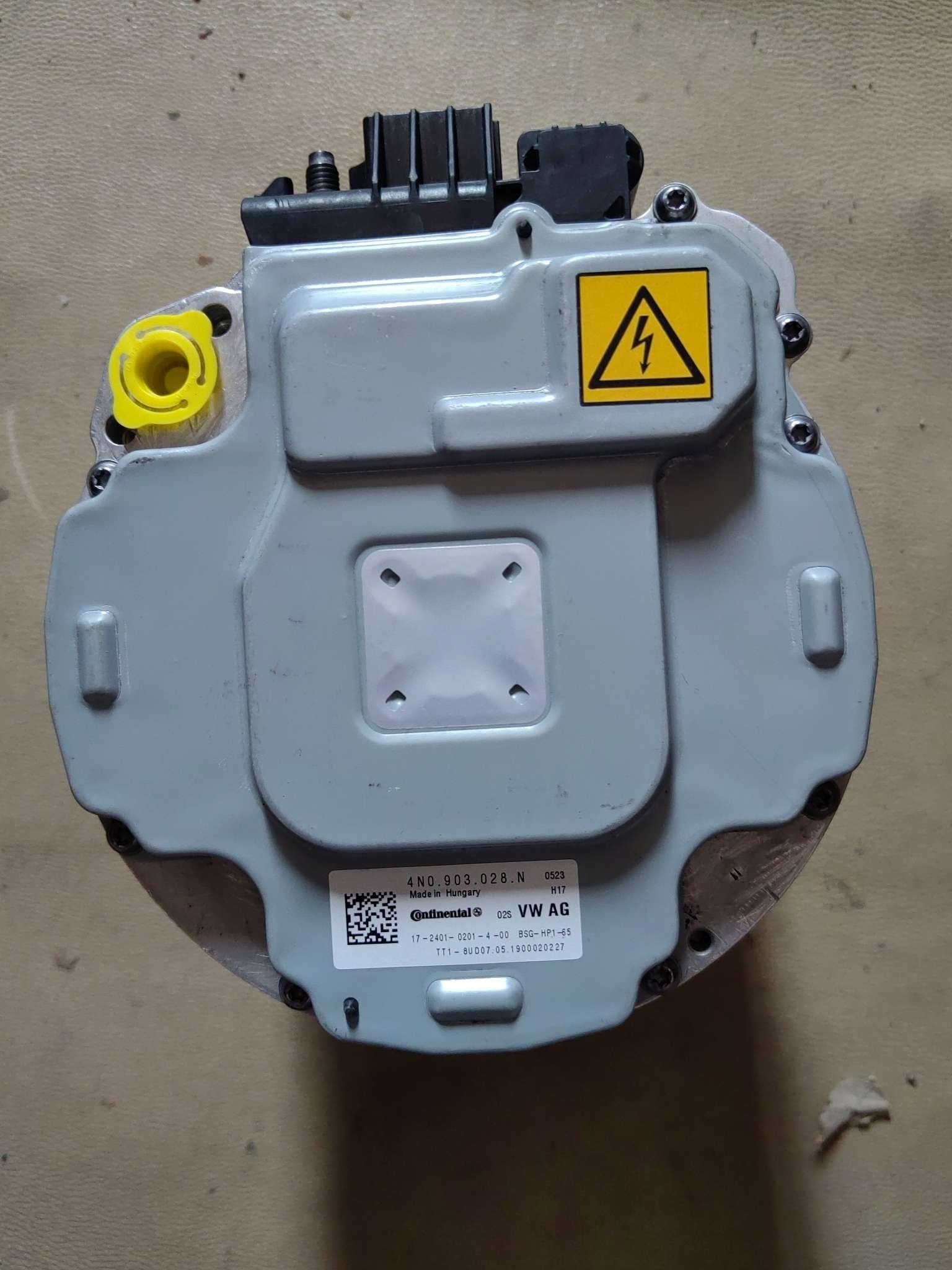 OEM 4N1903028 4N0903028N 4N0903028J Audi 48V Water-Cooled Generator Starter for Audi A7 A8 Q7 Q8 C8 New Condition Car Alternator