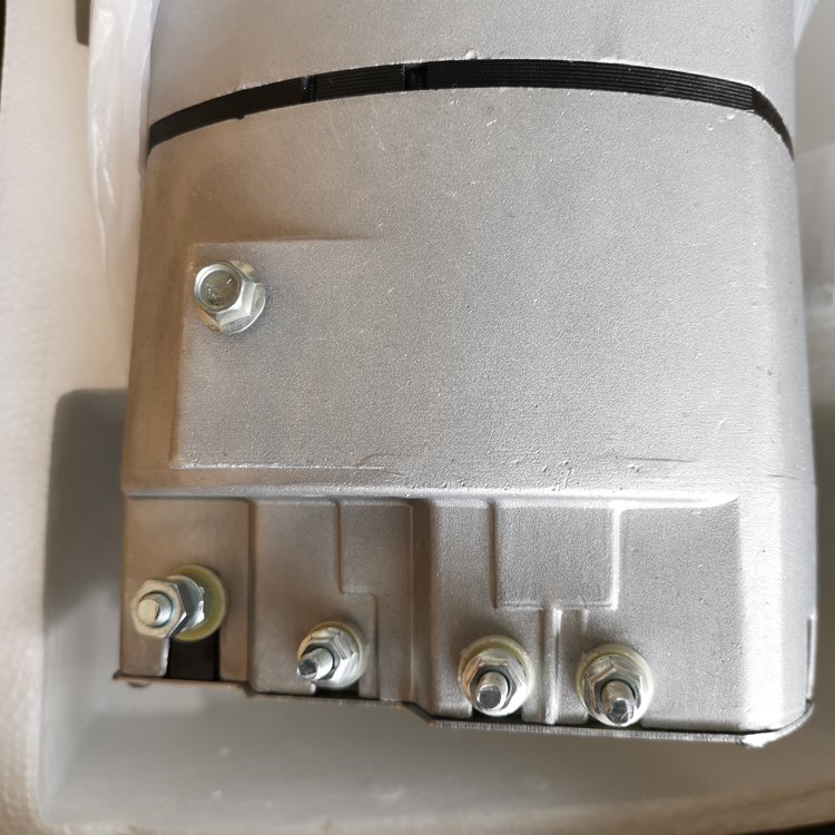 Wholesale High Quality Alternator 3331184/36SI/10R8877/8600400/8600721 24V/100A