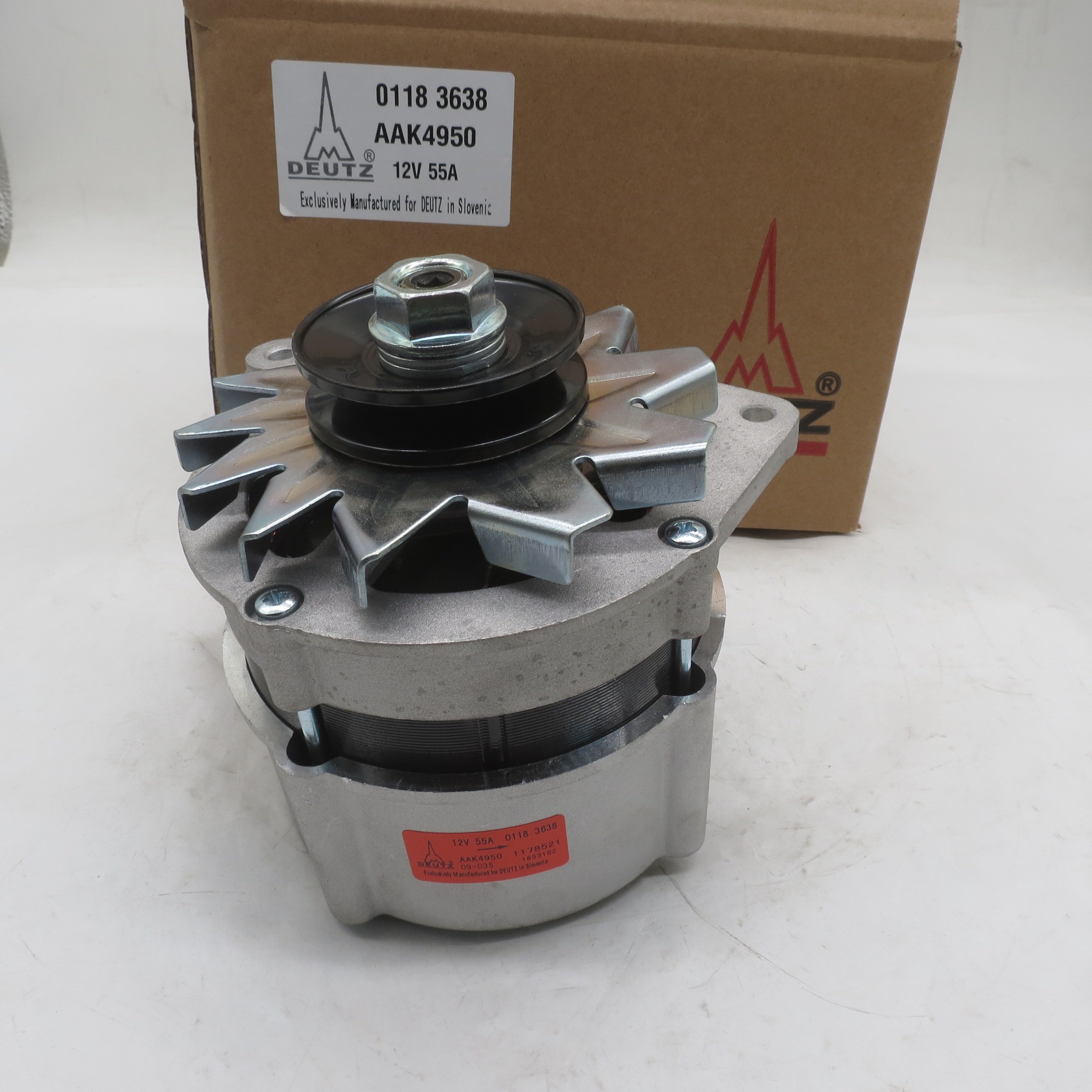 Good Performance Trucks and Cars Auto Parts Generator Alternator 01183638 AAK4950 12V 55A