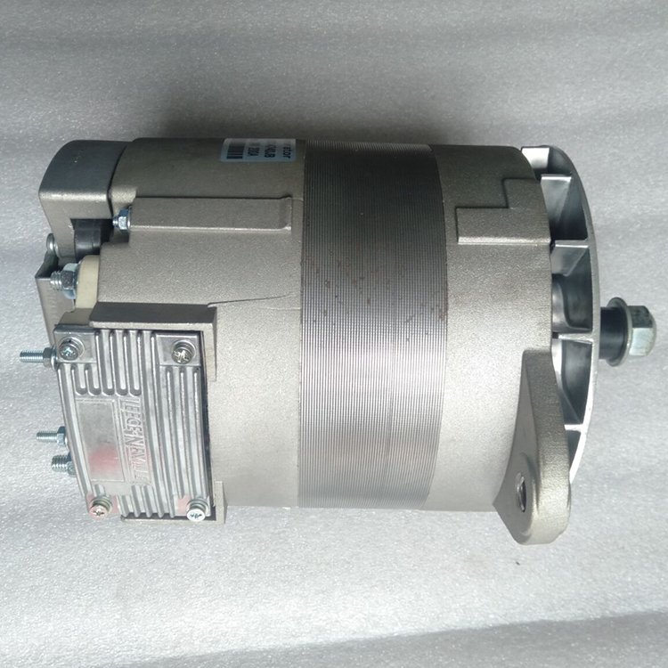 Diesel Engine Parts 24V 200A Alternator Generator A0014740JB