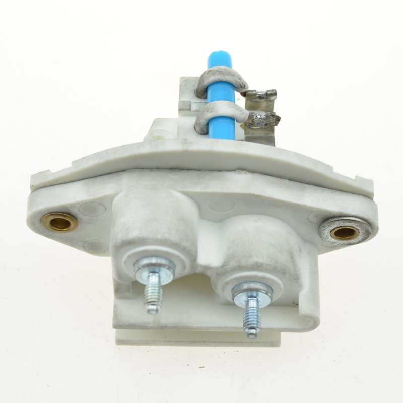 HDA050 Alternator Carbon Brush Holder139005, 021630-0601, 021630-0602, 27373-64170, AHN5226