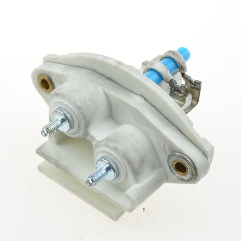 HDA050 Alternator Carbon Brush Holder139005, 021630-0601, 021630-0602, 27373-64170, AHN5226