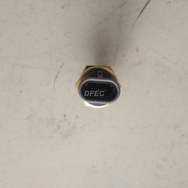 Construction Machinery Parts K19 K38 Diesel Engine 3408607 Oil Pressure Sensor