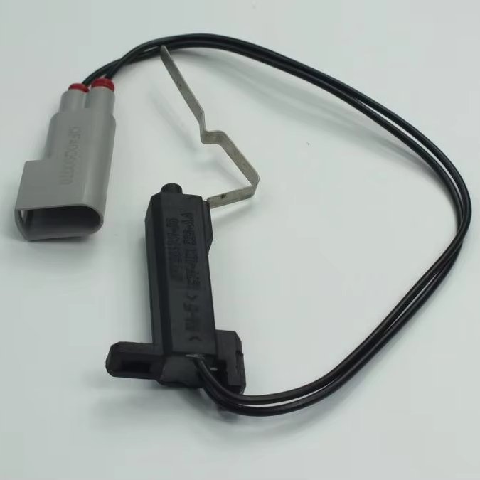 OEM 6820218 New SENSOR for FORD Manufacturers Directly Provide High-quality Automotive Accessories