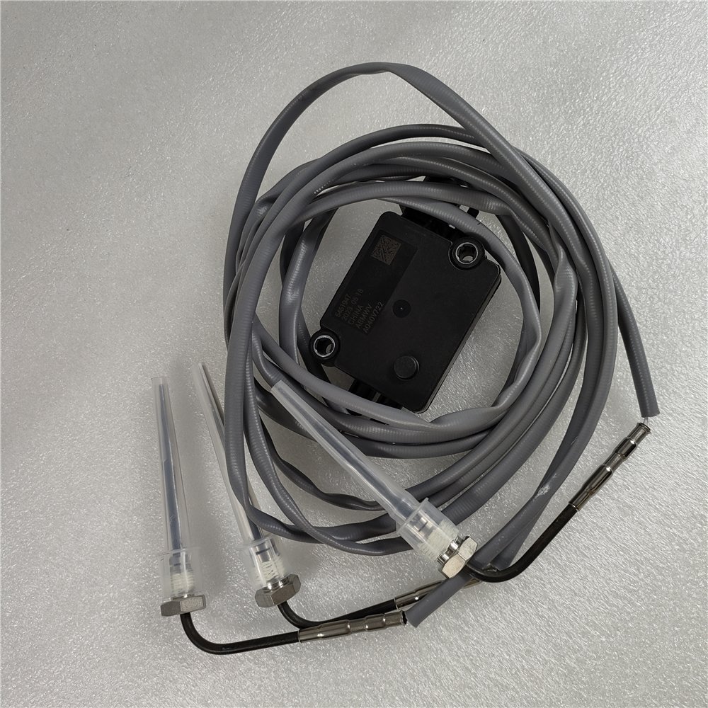 5Wk9 Nitrogen Oxide Truck Oxygen Auto Nox Sensor 22827991 5WK97368