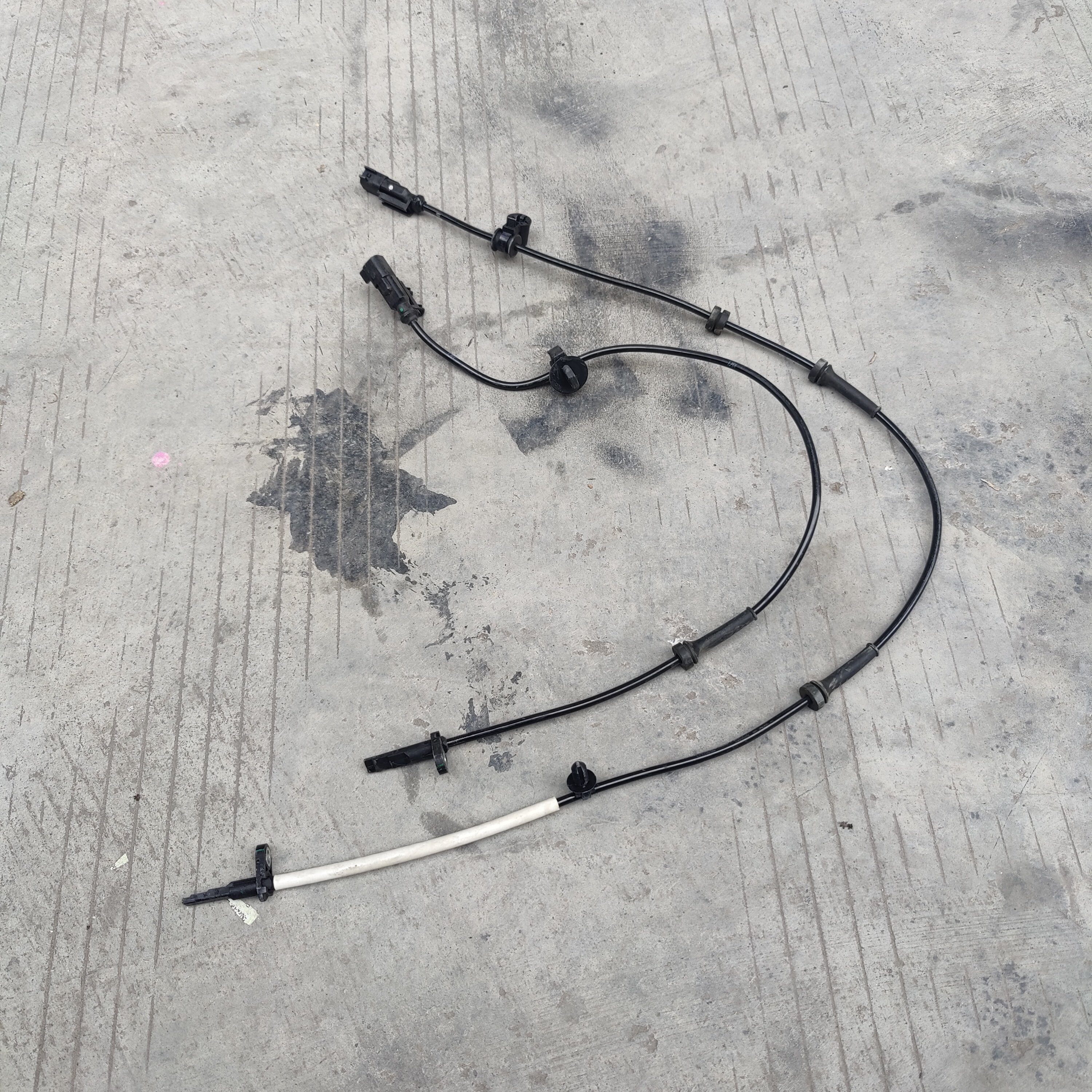 Original Tesla Spare Parts 6009167 6006366 for Tesla Models Wheel Speed Sensor
