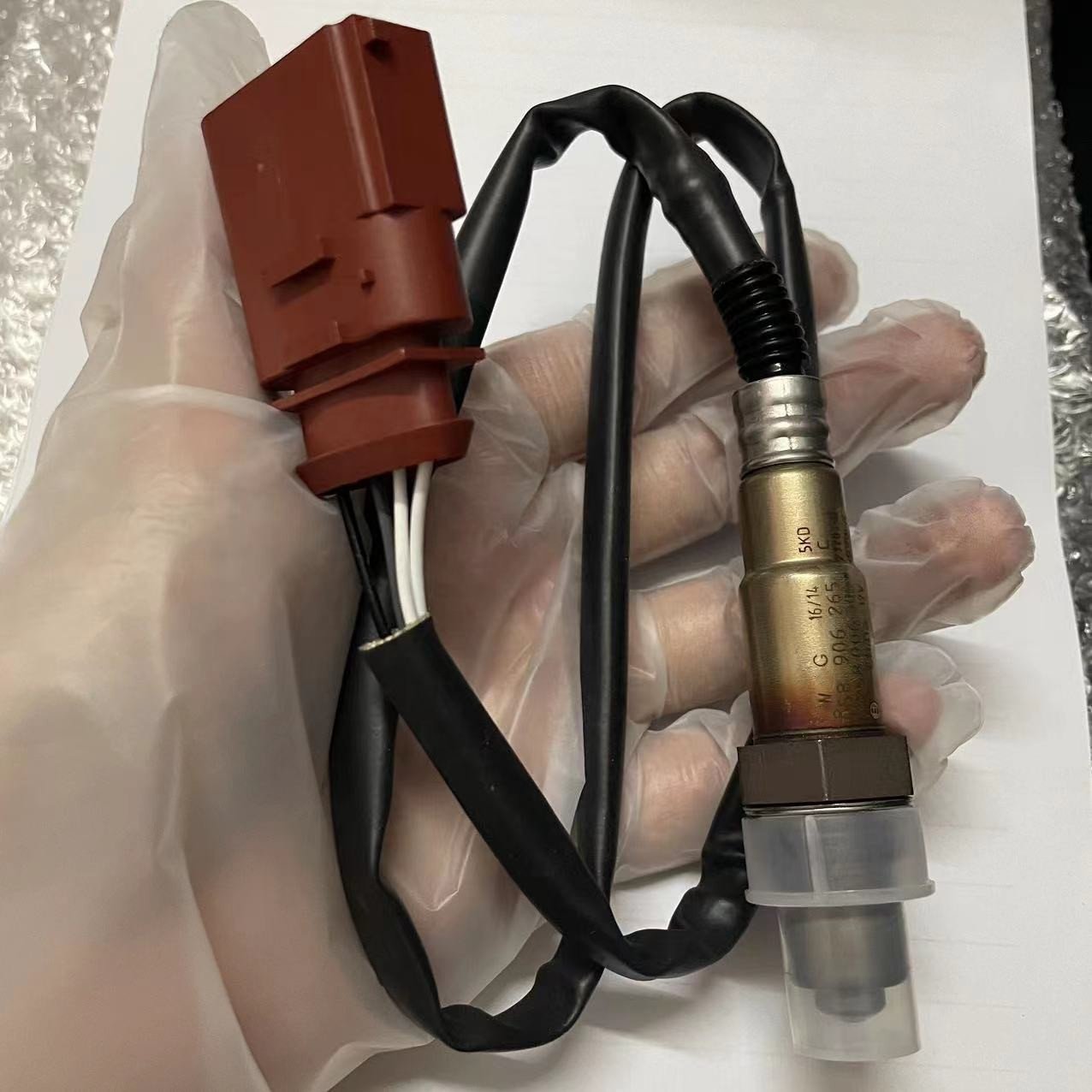 High Quality OEM 06A906262Q 1K0998262Q 06A906262F 0258006305 O2 Lambda Oxyn Sensor for Audi A4 B6 VW Passat 1.8T Engine