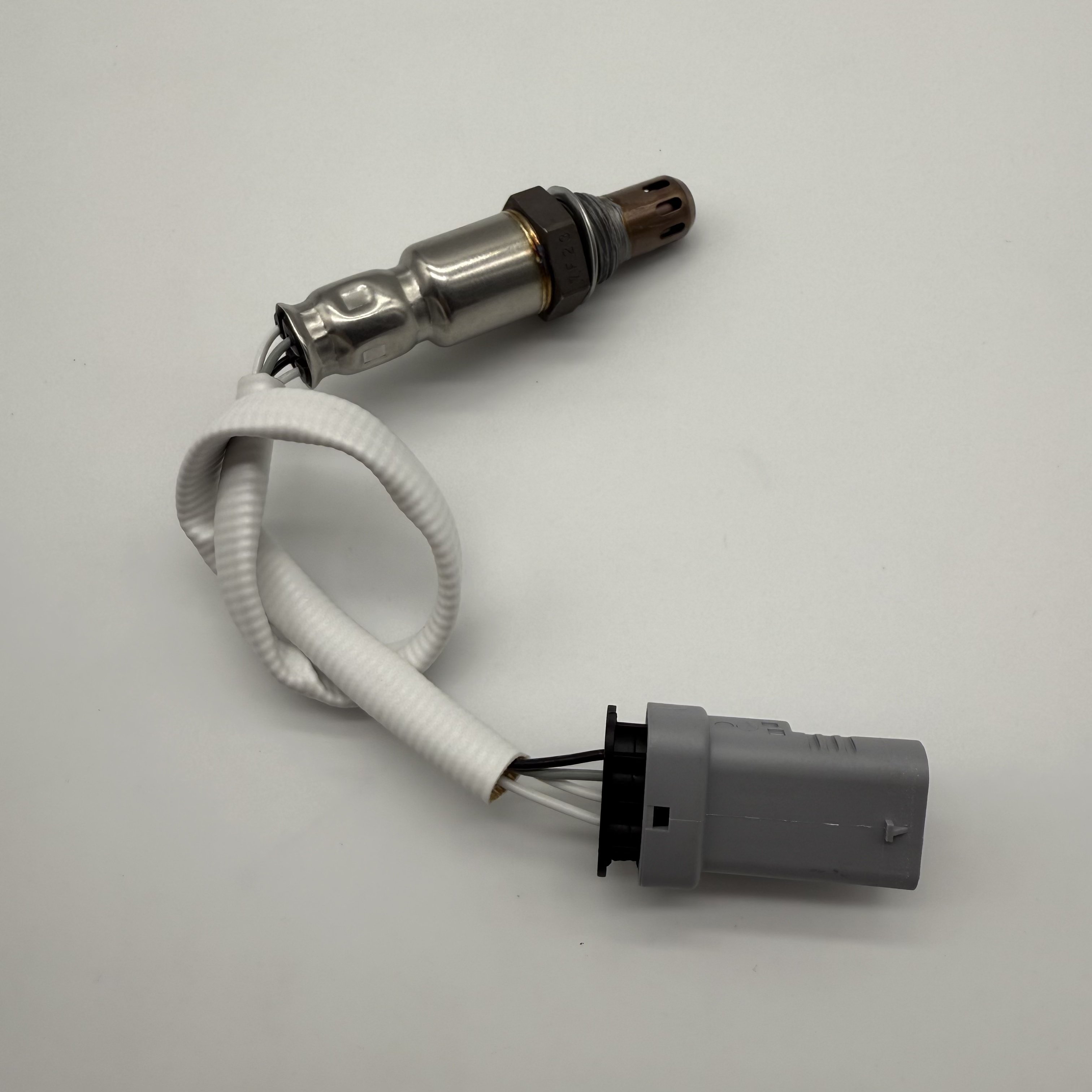 Auto parts O2 Oxygen Sensor For Chevrolet Suburban Tahoe GMC Sierra Yukon XL Cadillac Escalade 4.3 5.3 6.2 6.6 12670253