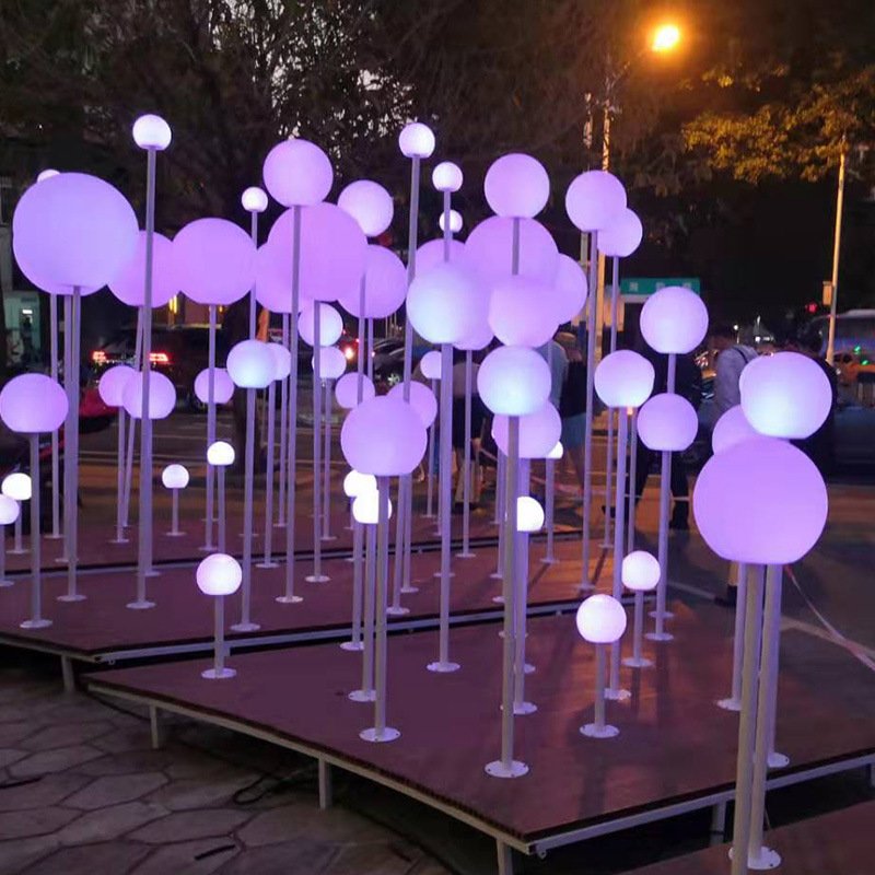 Interactive Breath Led Round Ball with Pole Light for Outdoor Wedding or Shopping Mall Decoration Ground Landsca