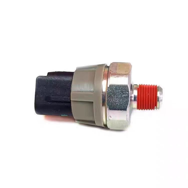 Wuling New Card Country Six Auto Sensors Oil Pressure Sensor for Changan Across Country Six