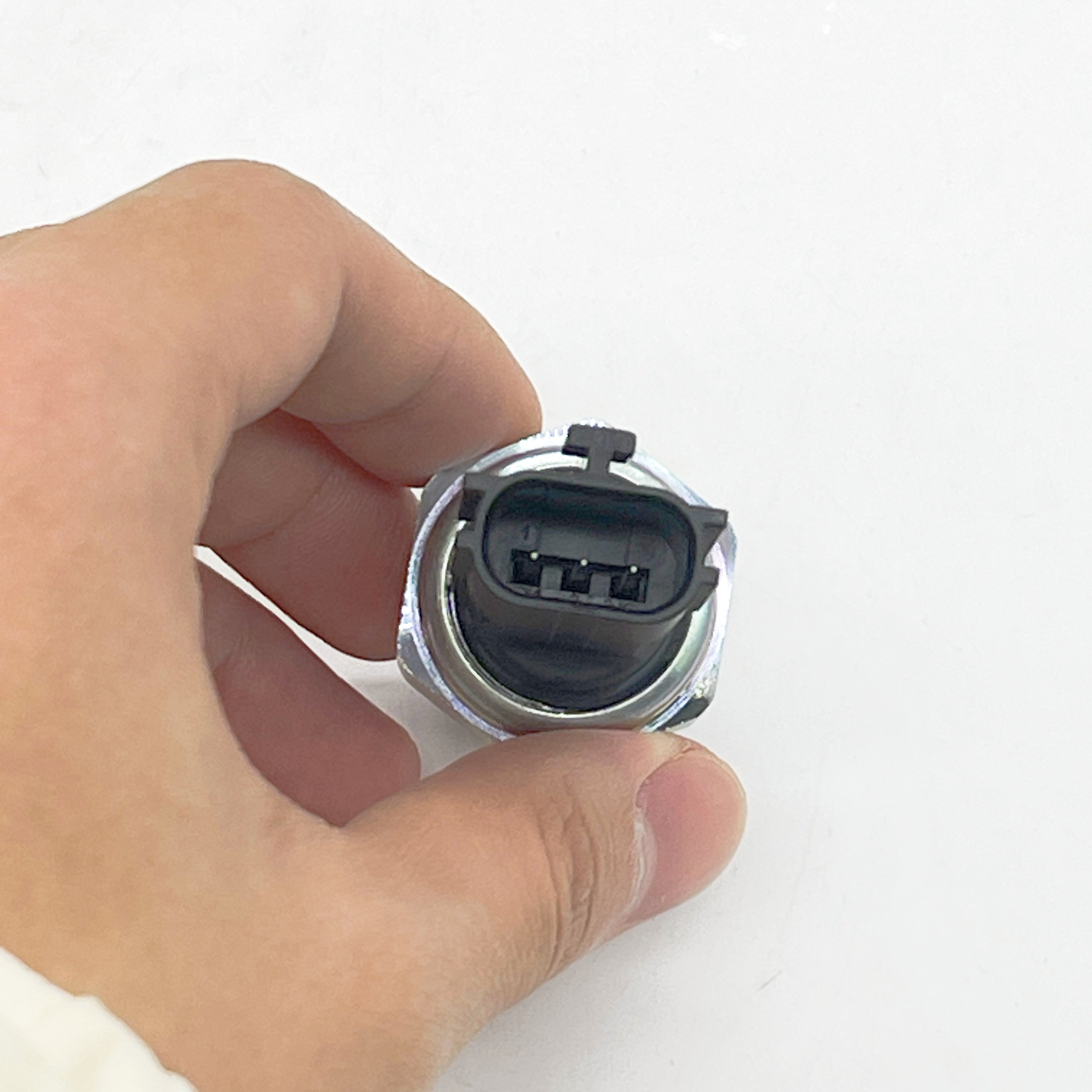 Hot Selling Fuel Pressure Sensor For SUBARU FORESTER(JF12)2012 IMPREZA 1992 OEM 31878-AA020 31878AA020