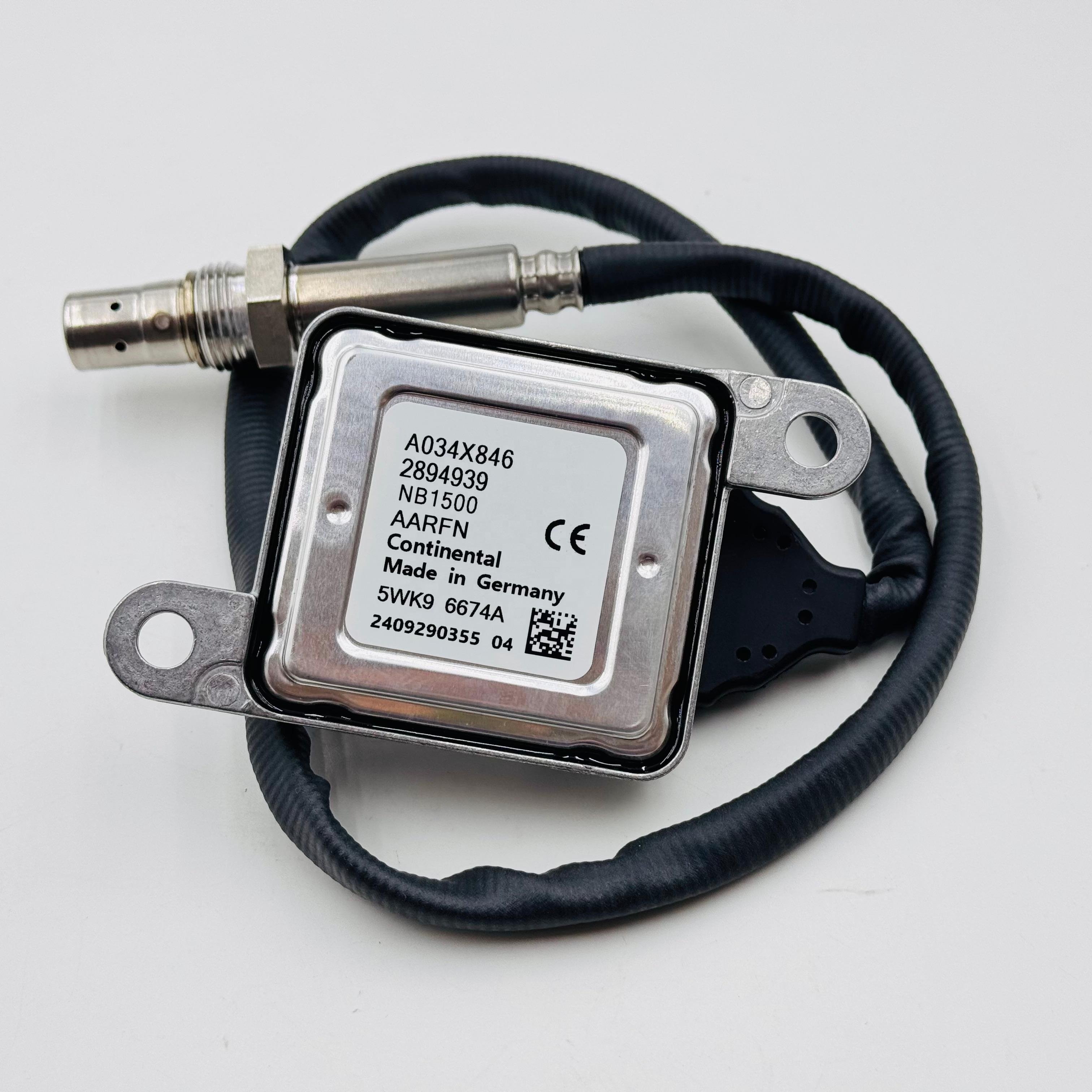 Good Quality 2894939 2894939RX Nitrogen Oxide Sensor For Cummins engine 5WK96674A NOx sensor New Condition