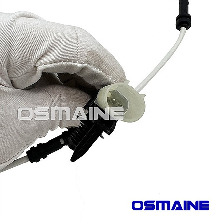 Rear Brake Pad Wear Sensor LR084071 for Land Rover Defender L663 Discovery 5 L462 Range Rover Sport L494 Vogue L405