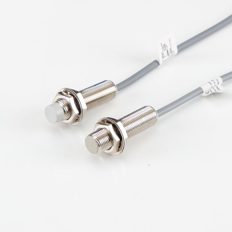 Free Sample Available JIMOU Cylindrical Shape Capacitive Proximity Switch sensor