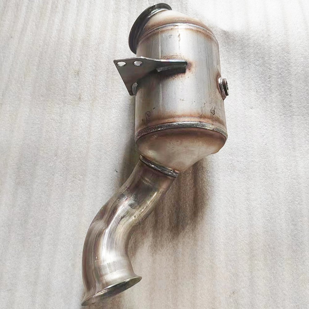Exhaust System Manifold Catalytic Converter for Benz C200 W274 E200 E300 E350 2.0T