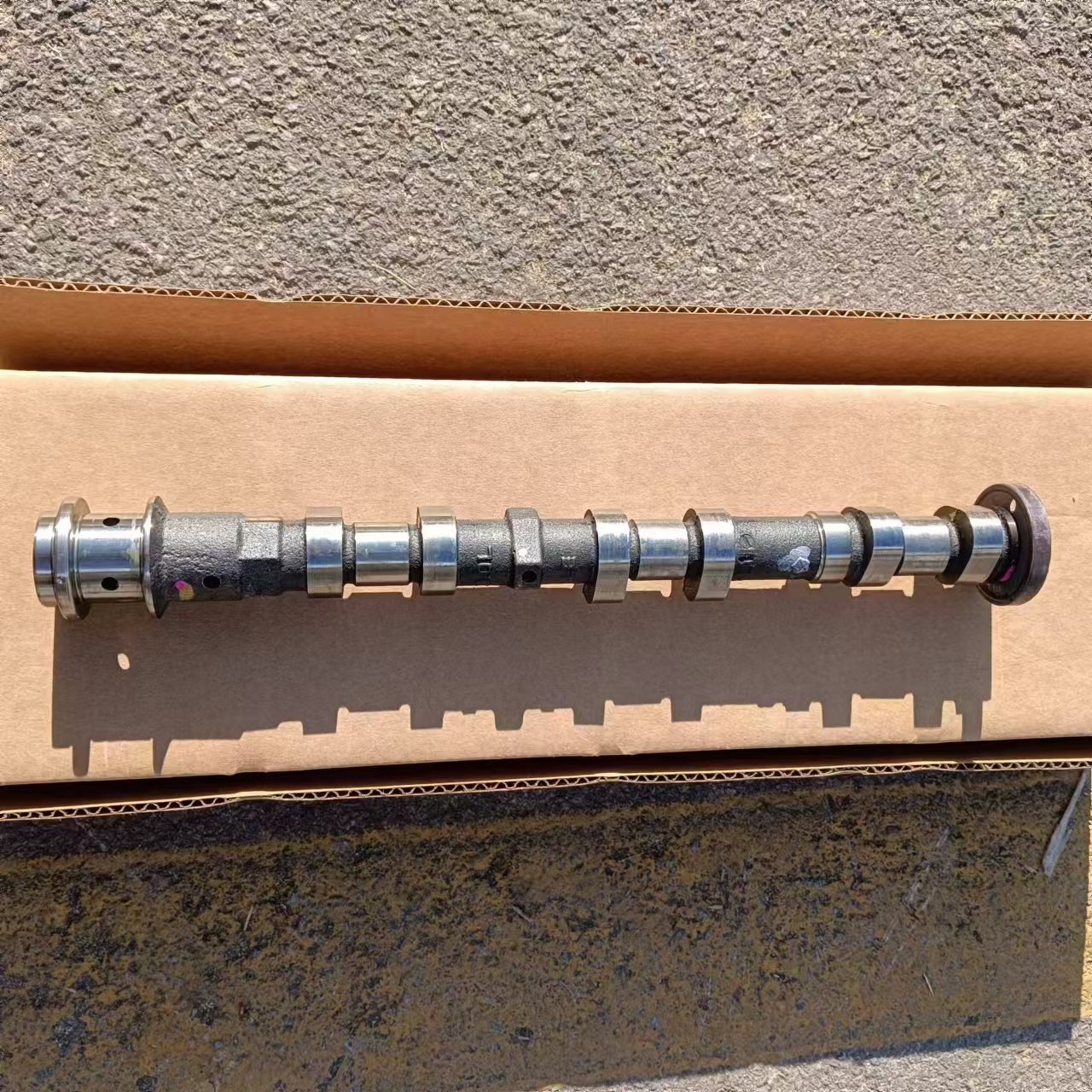 68169842AB Camshafts and Bearing Bushes for 3.0 Cherokee Wrangler Product