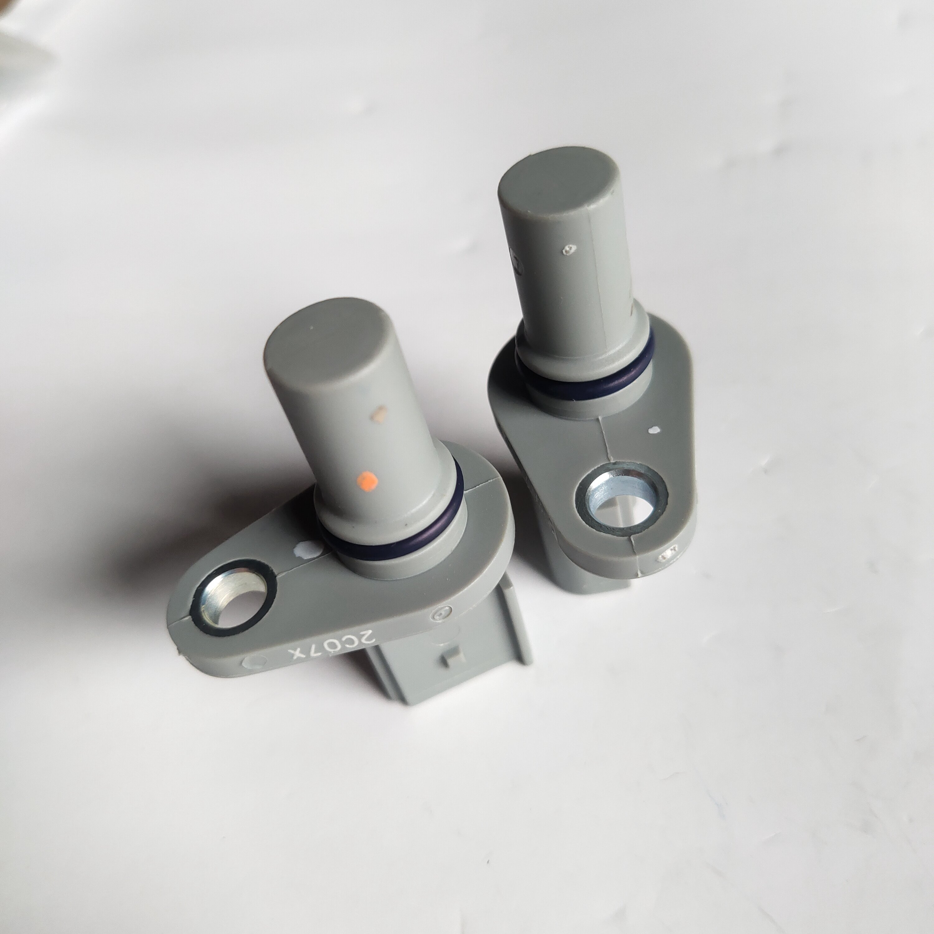Genuine Original Camshaft Position Sensor for FO-RD Everest Ranger Tran-sit 6C1112K073AC 1811604 1132919