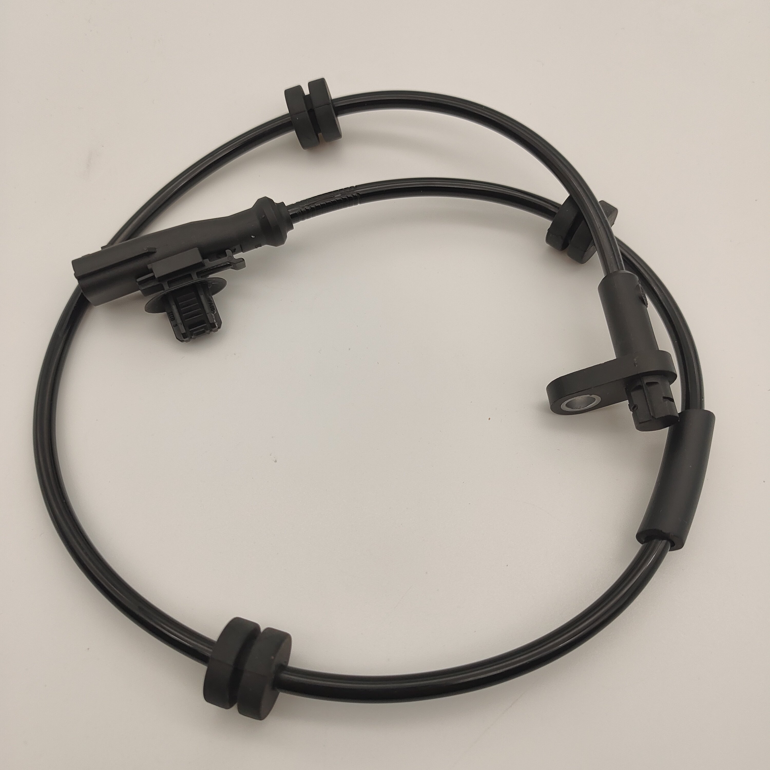 Hot Sale High Quality Electric System OEM8V51-2C190-AA Rear ABS Wheel Speed Sensor