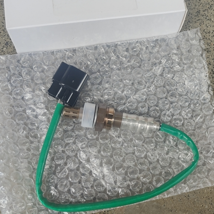 Wholesale Price Car Oxygen O2 Sensor PW811631 for MITSUBISHI PAJERO IV Lambda Sensor De Oxigeno Auto Spare Parts High Quality