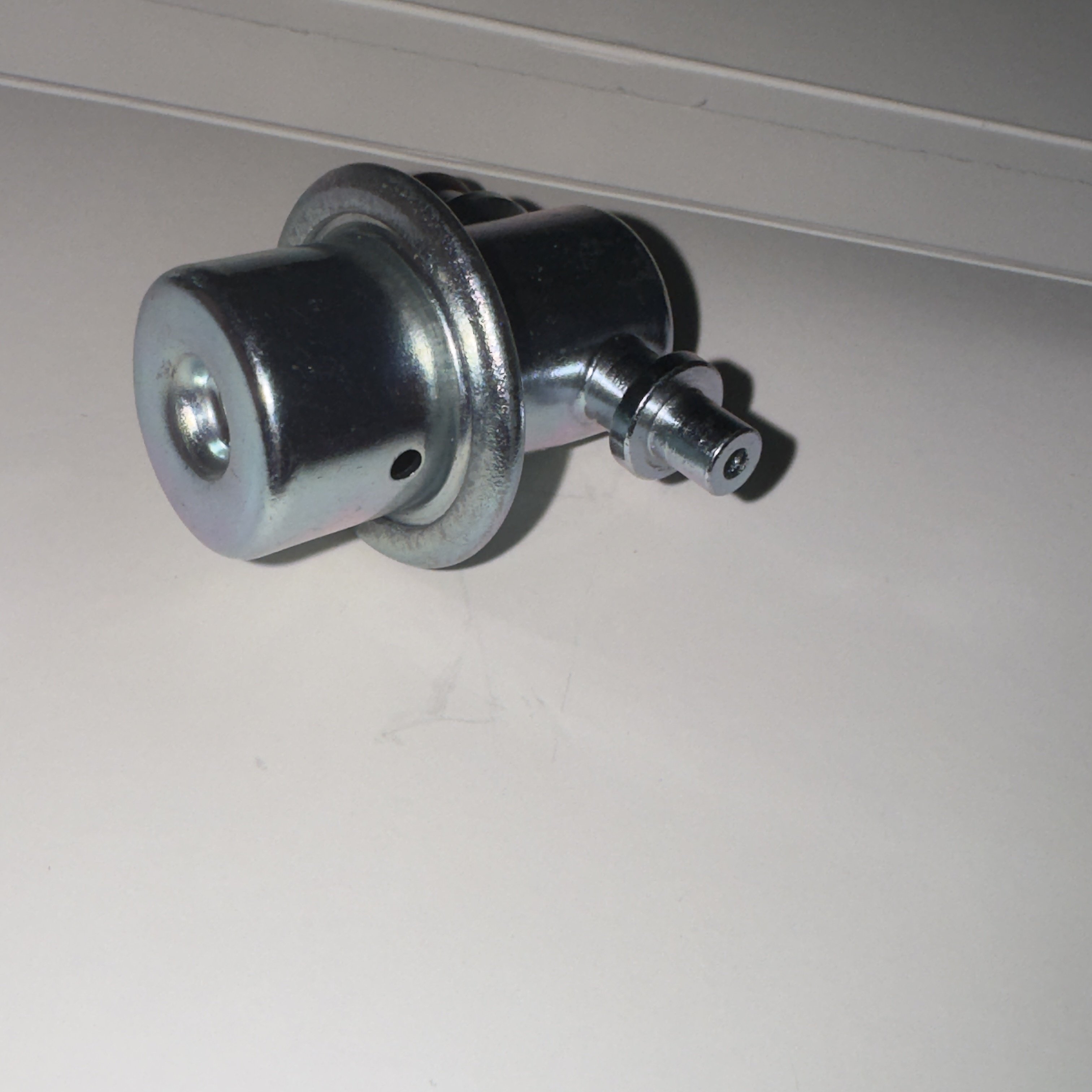Auto Engine System Parts Fuel Pressure Regulator 35301-25700 35301-25000 PR4221 PCH3002 Fuel Pressure Regulator