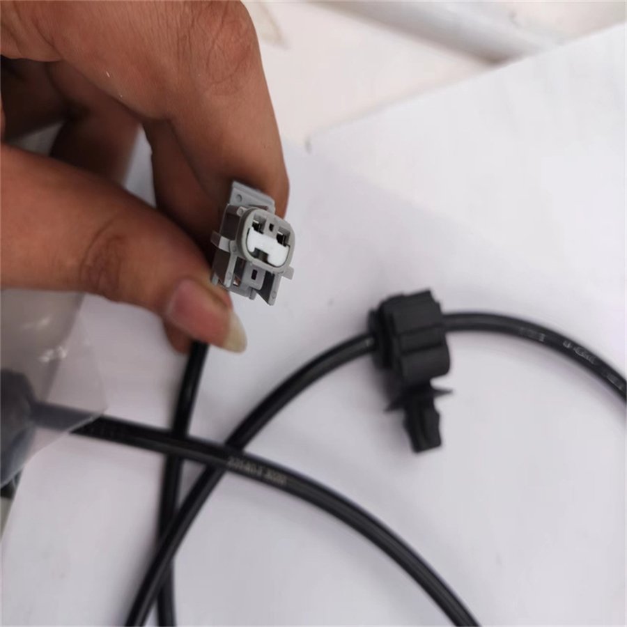 HOT SALE OEM 27540-FJ020 ABS Wheel Speed Sensor Rear Right for Subaru Impreza R H4 2.0L 2.5L OE 27540 FJ020