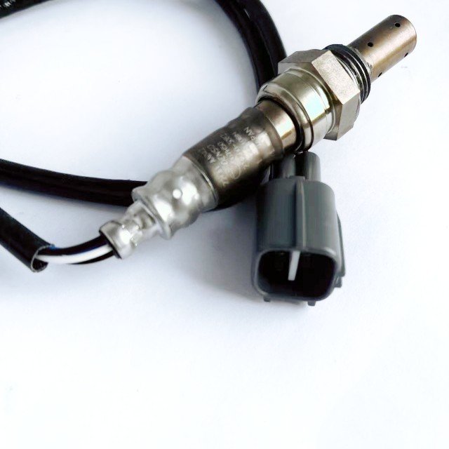 Auto Parts O2 Sensor OEM 22641-AA042 8653653 A0085423018 0258017283 Lambda Sensor for subaru Svx Forester diesel