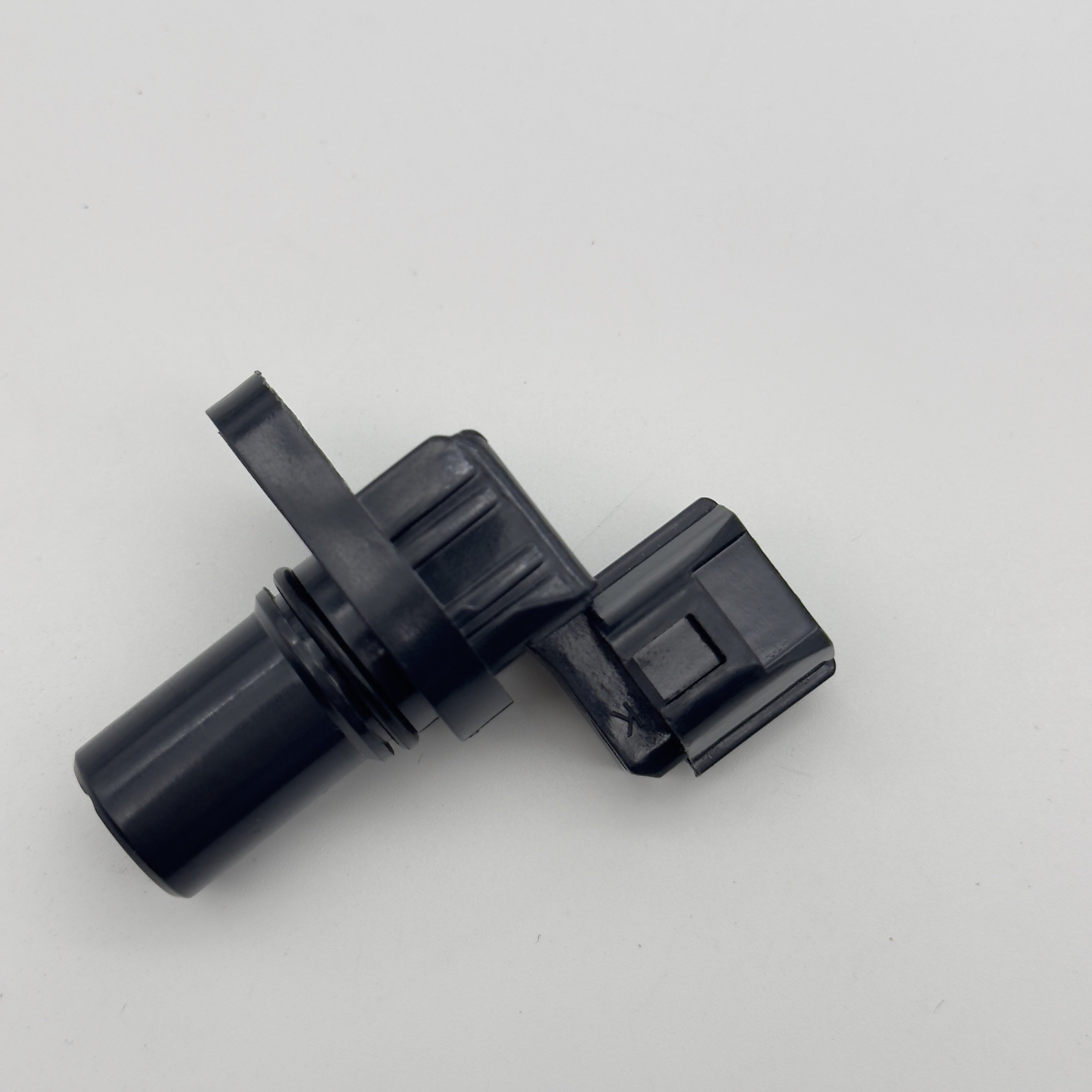 High Quality J5T23071A New Auto Camshaft Position Sensor for LADA Niva 141.3855