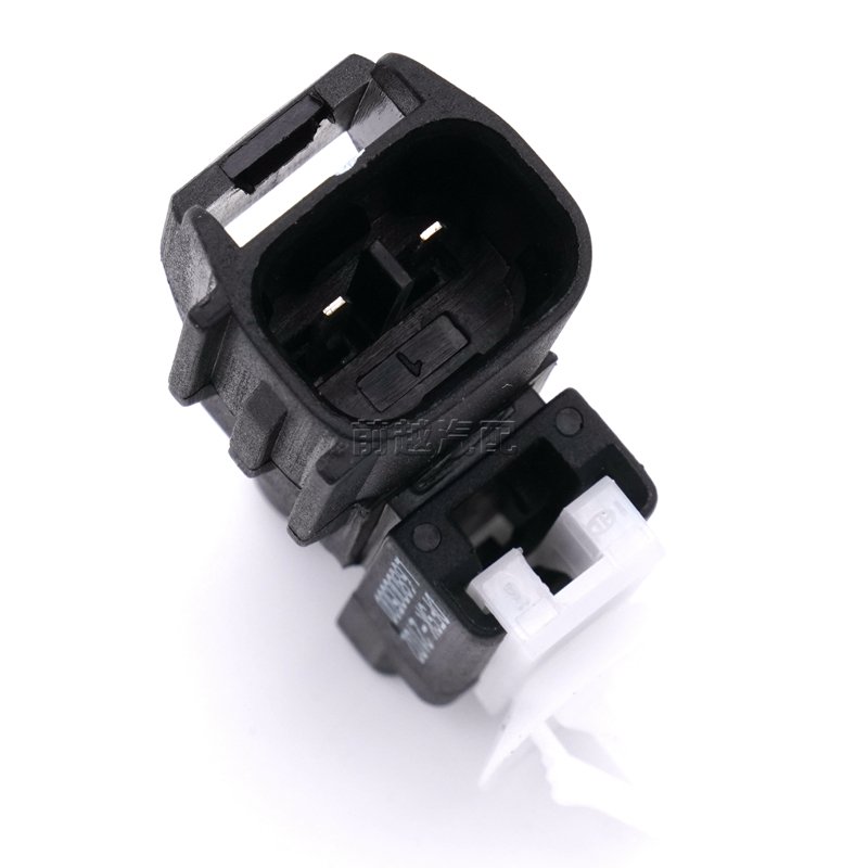 OE 8114200-SA01 Environmental Temperature Sensor for Dongfeng DFSKGlory 580 S560 Ix5 Ix7 500 E3 Auto Sensors