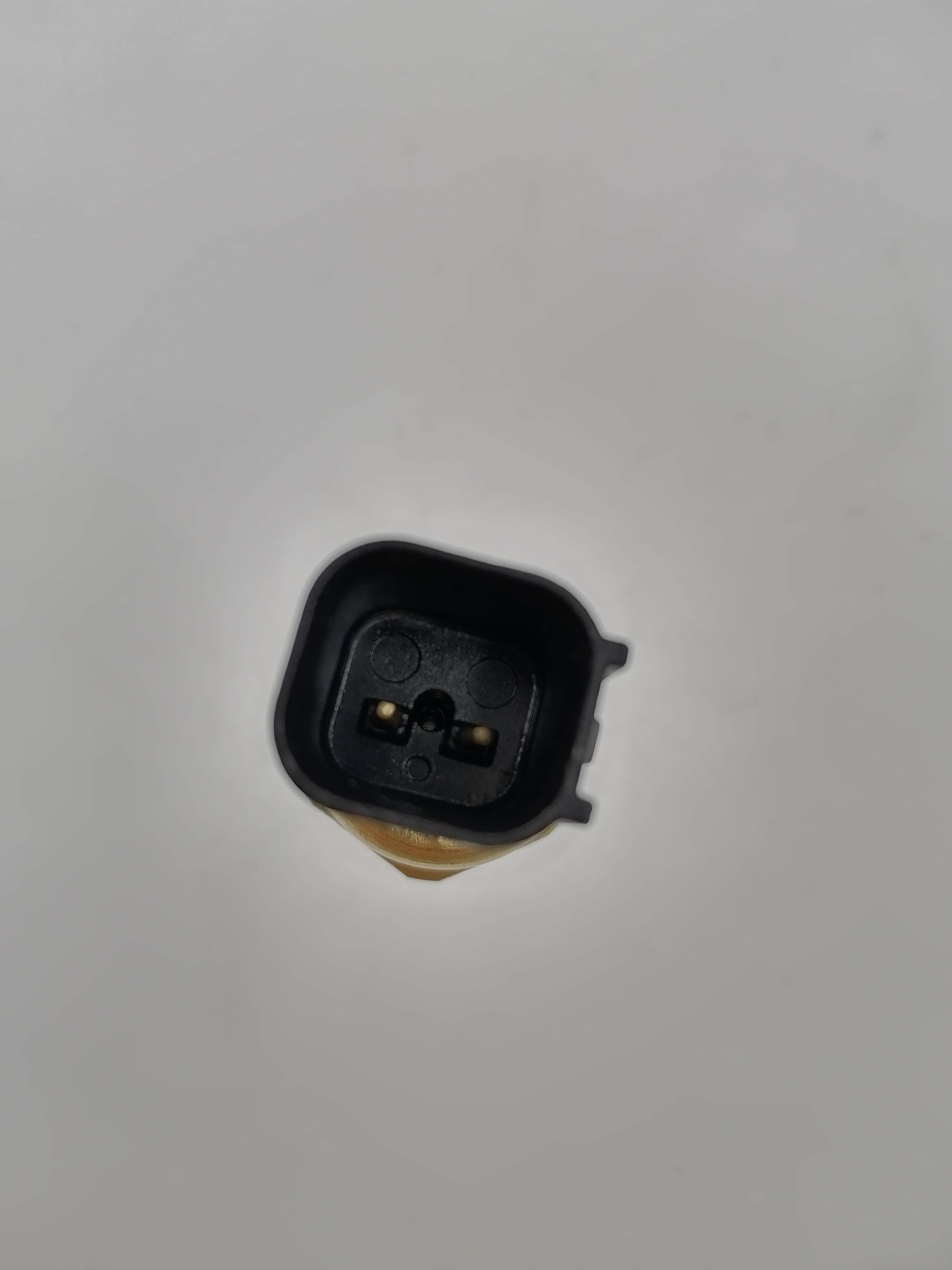 Oil Pressure Switch Oil Pressure Sensor for Ford 1076647 98AB3N824DB