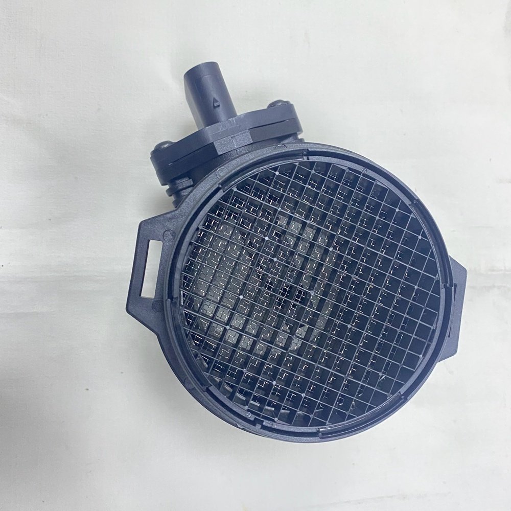 1120940048 Mass Air Flow Sensor Intake Emission Control Sensor MAF for Mercedes Benz W210 W202 W203 R170 C208 C209 0280217515