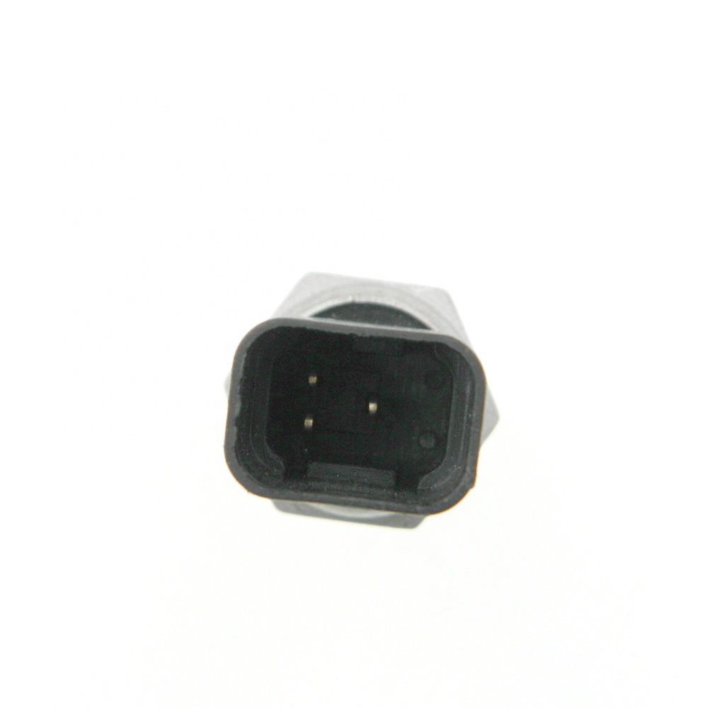 Engine Coolant Water Temperature Sensor for RRenault Dacia Logan Sandero 1.4 1.6 7700101968 7700103348 8200561449
