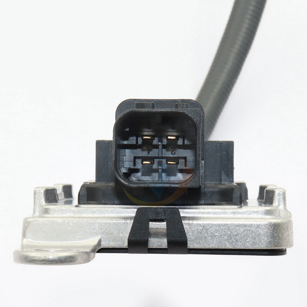 NOX Sensor for Genuine Cummins 2872947/4326869,5WK9 6753 NITROGEN OXIDE SENSOR