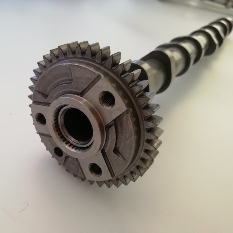 11318575437 11318506076 Engine Spare Parts Camshafts Intake Camshaft for BMW and BGA