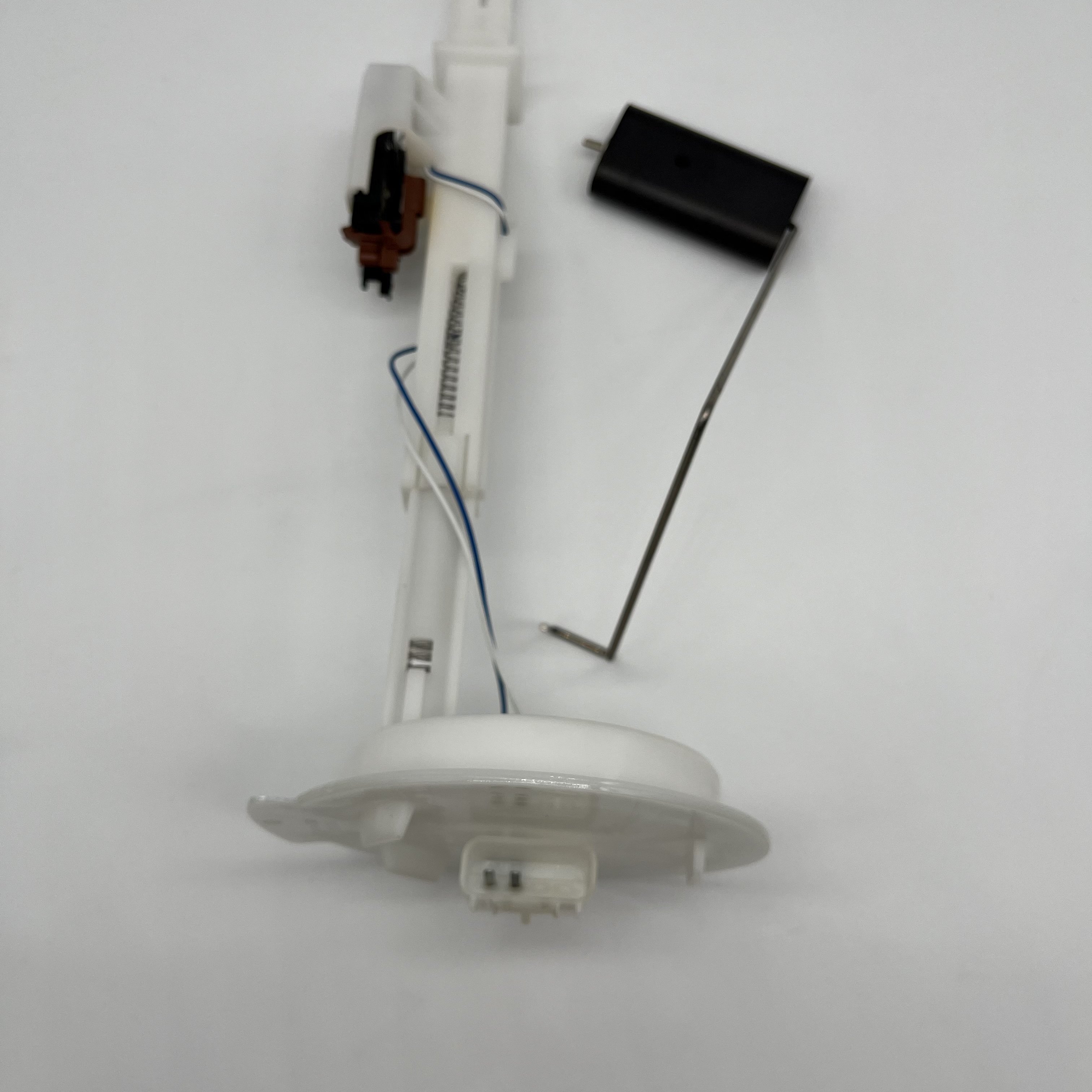 13505704 Auto parts Gasoline pump Float tank sensor Fuel pump oil level sensor for Buick Envision 13505704