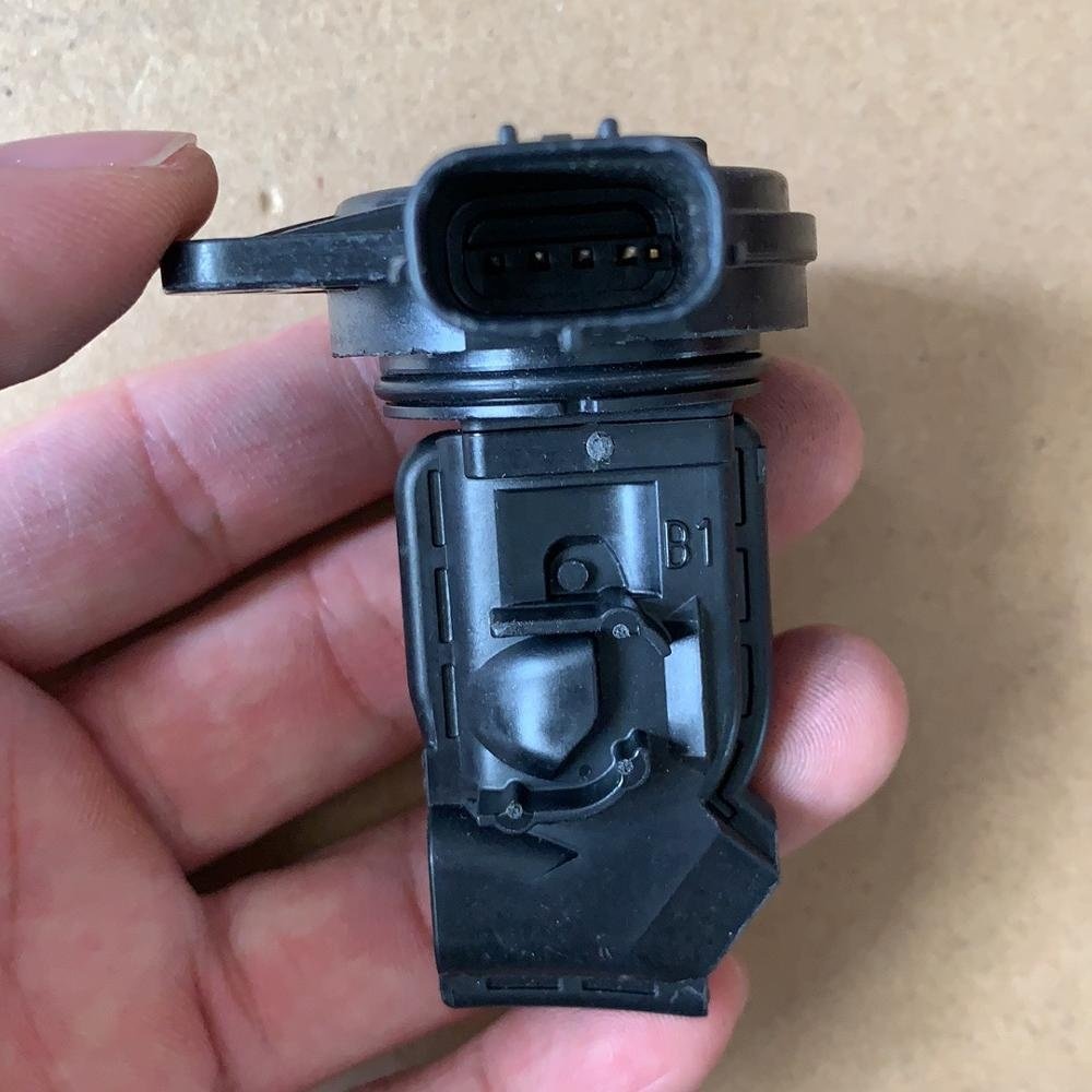 Wholesale Auto Parts Mass Air Flow Sensor 1975000030 197500-0030 22204-30030 MAF Sensor For Toyota Yaris Hybrid Land Cruiser