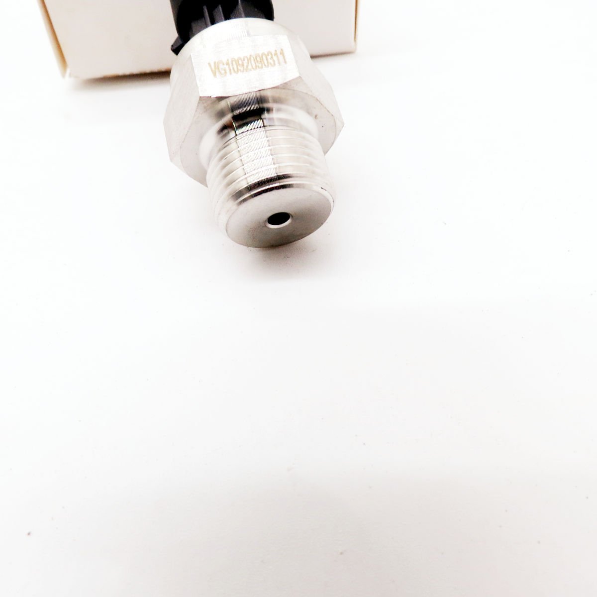 Premium Electronic Oil Pressure Sensor VG1092090311
