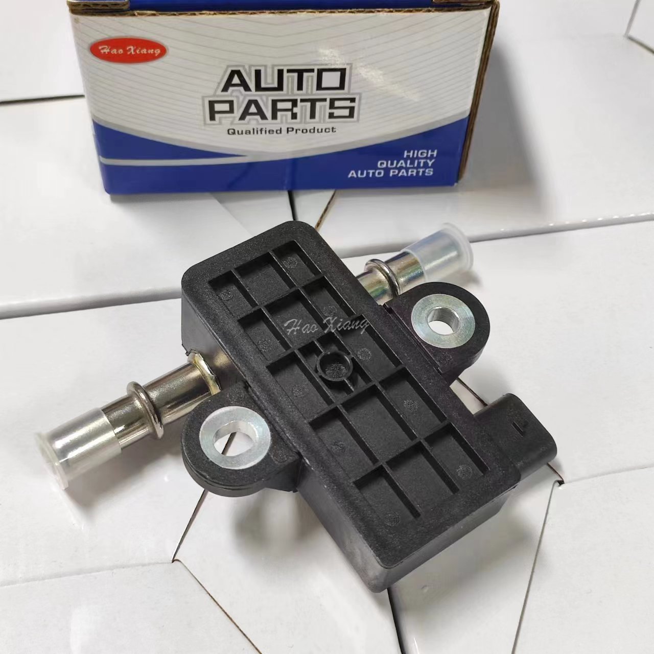 Haoxiang 06K907811 Car Parts Composition Flex Fuel Sensor for VW Golf Audi VII 5G1 KOMBI BA5 SV7
