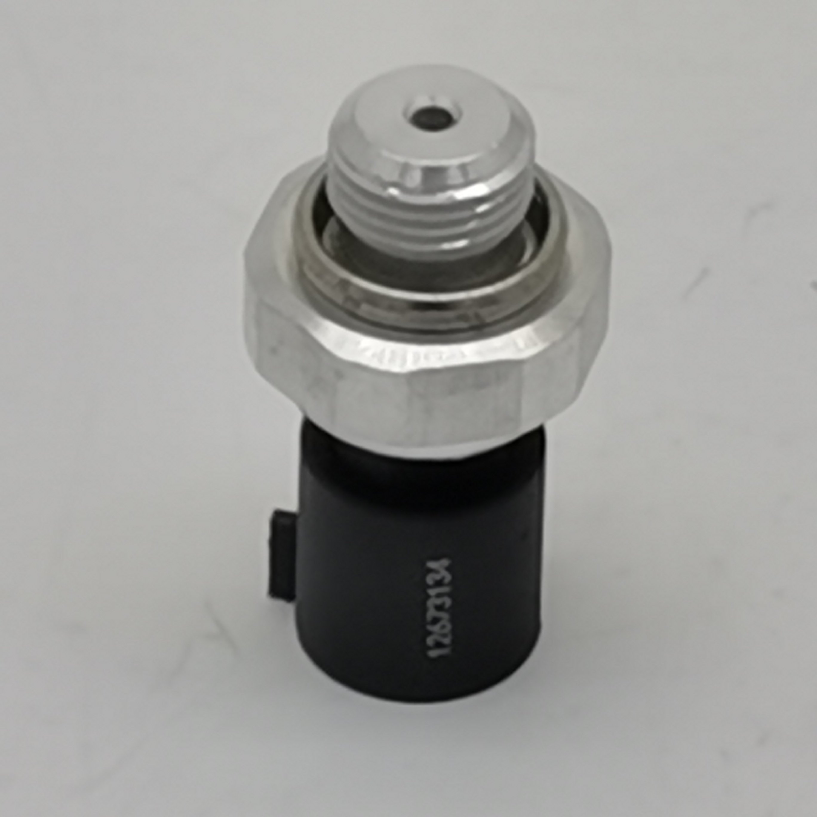 12673134 12621234 12596951 12637356 12661808 2134411 55488247 12368389 12585328 Auto Oil Pressure Sensor For Chevrolet