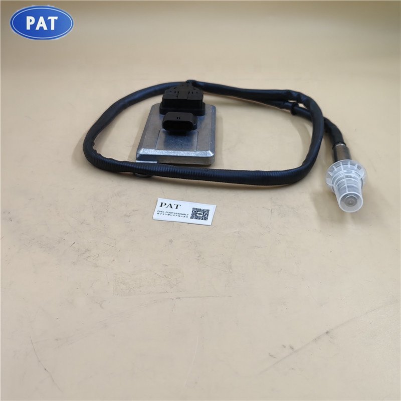 PAT High Quality Car 24V Nitrogen Nox Oxygen Sensor for Hino Diesel Truck 89463-E0013 89463E0013 5WK96667C