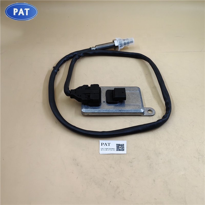 PAT High Quality Car 24V Nitrogen Nox Oxygen Sensor for Hino Diesel Truck 89463-E0013 89463E0013 5WK96667C
