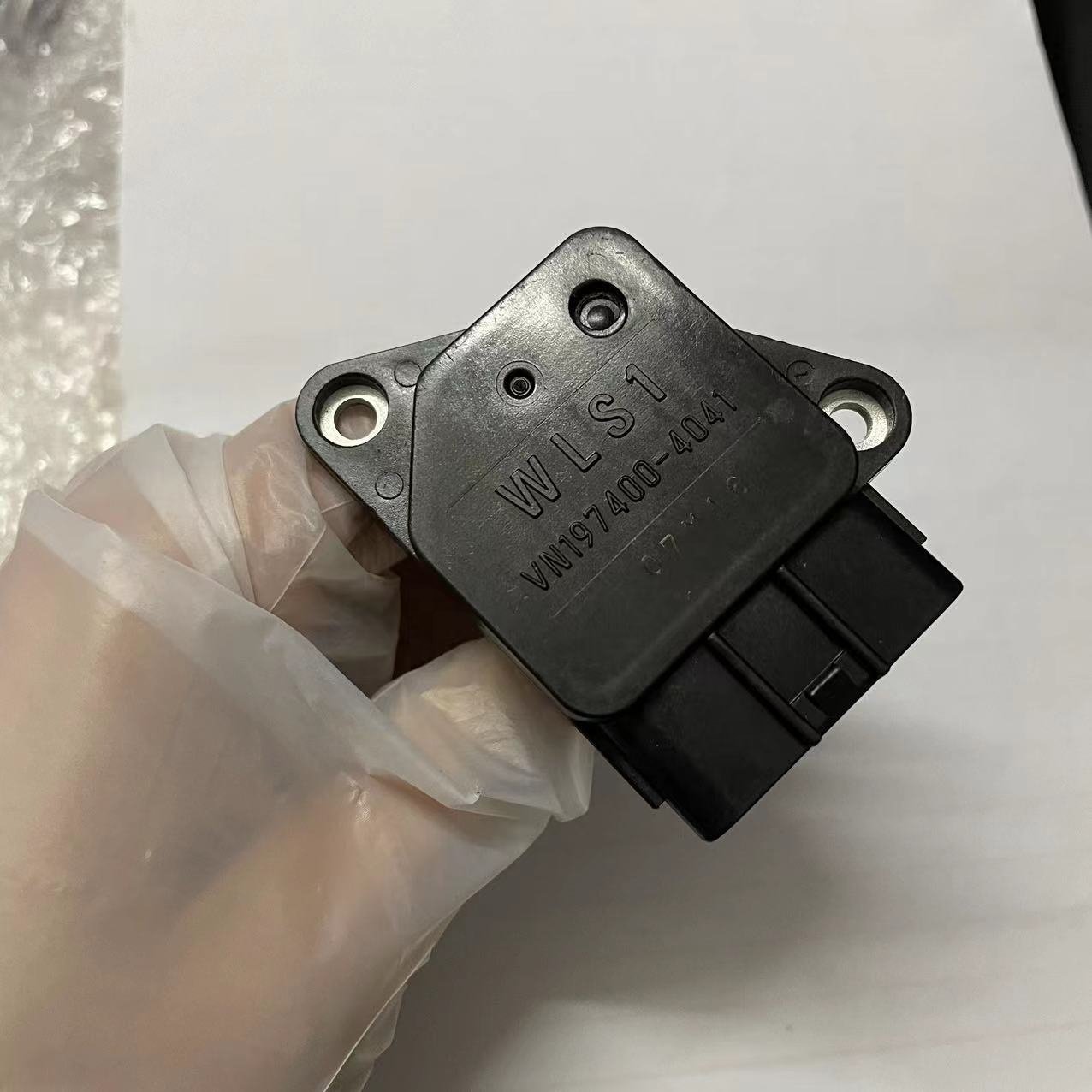 MAF Mass Air Flow Sensor Engine Compatible FO-RD Mo-ndeo RANGER 2.3L Vauxhall-Insignia 2.0 CDTI 4x4 WLS1-13-215 197400-4041