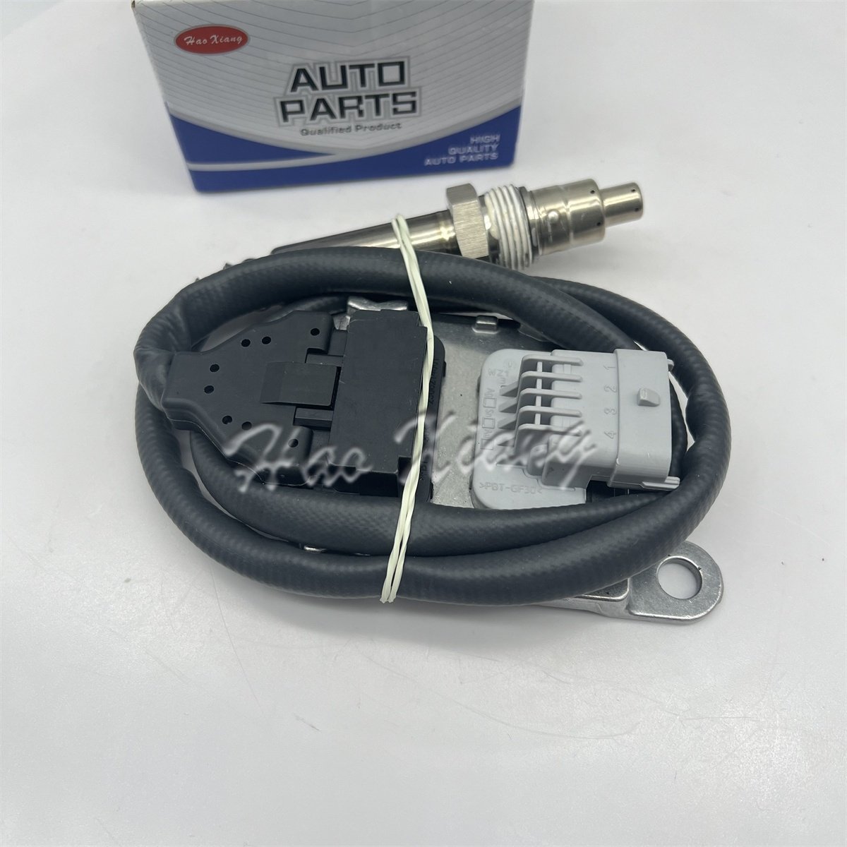Haoxiang Auto New Truck Inlet Nox Sensor Nitrogen Oxide Sensor 22303390 21479638 5WK97367 for Volvo Truck