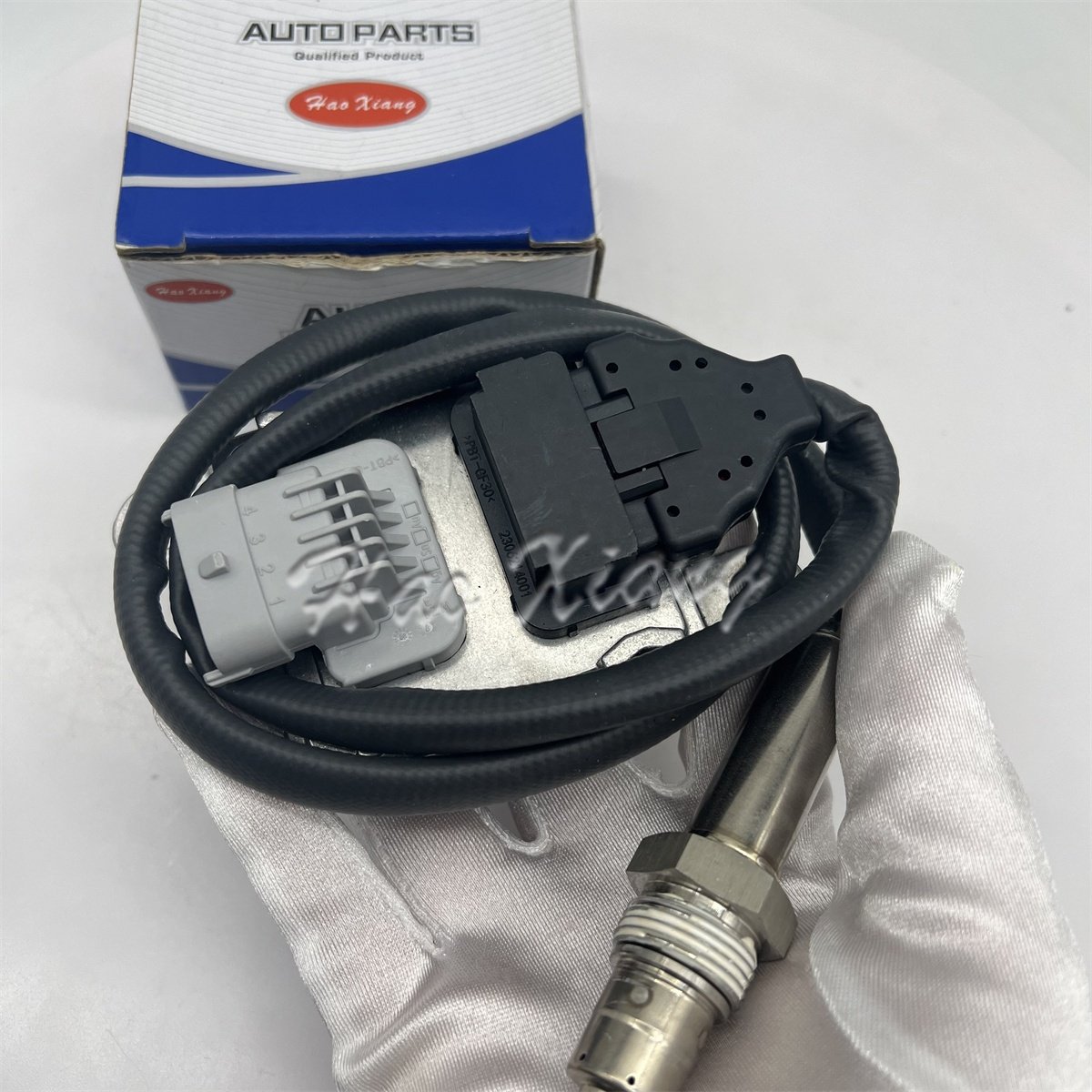 Haoxiang Auto New Truck Inlet Nox Sensor Nitrogen Oxide Sensor 22303390 21479638 5WK97367 for Volvo Truck