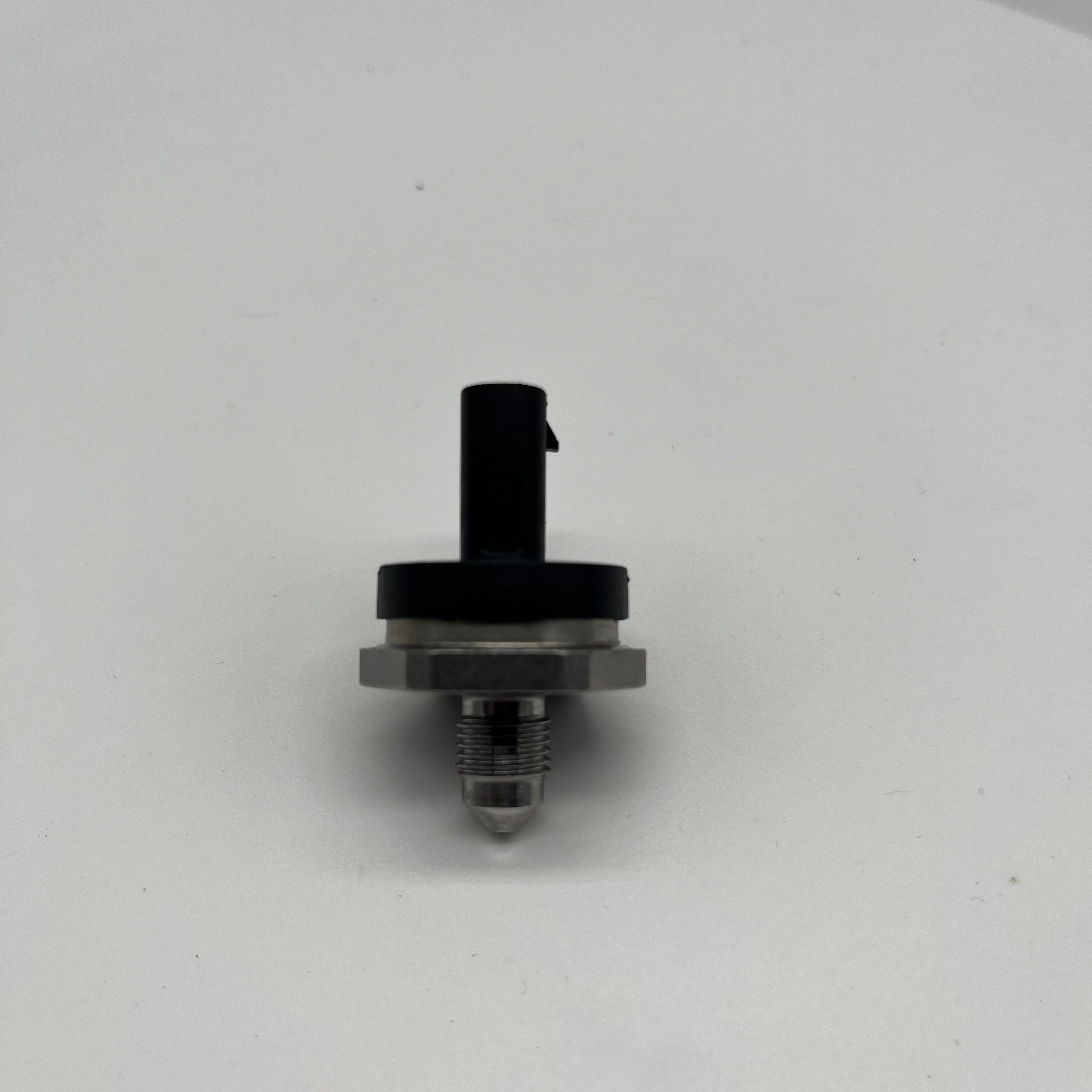 Auto Parts Injection Fuel Rail Pressure Sensor For Chevrolet Camaro Cadillac ATS CTS 12627092 25201778