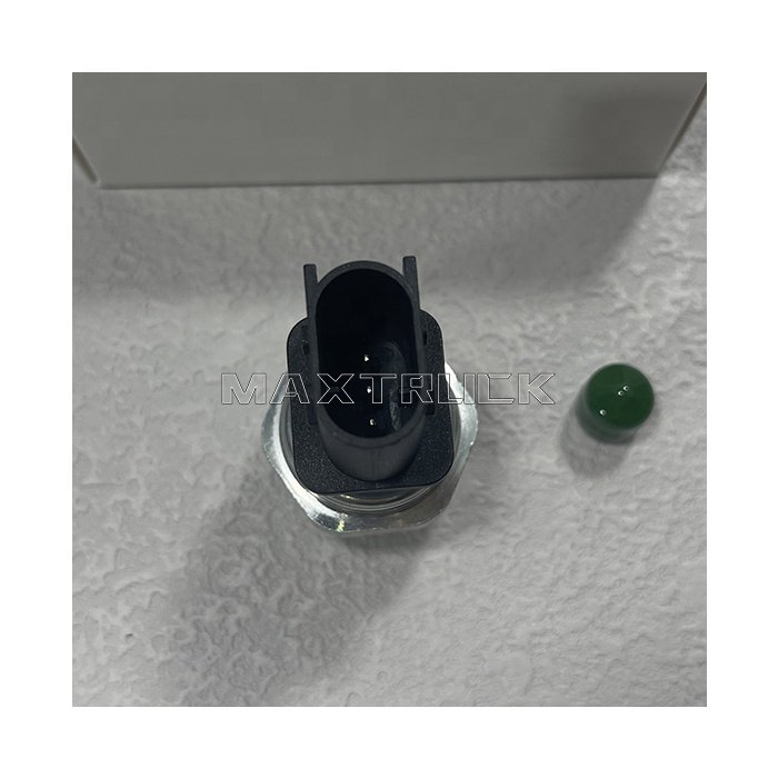 KARNO Good Price Truck Auto Parts Electrical System Oem 21636166 Oil Pressure Sensor for VOLVO FH