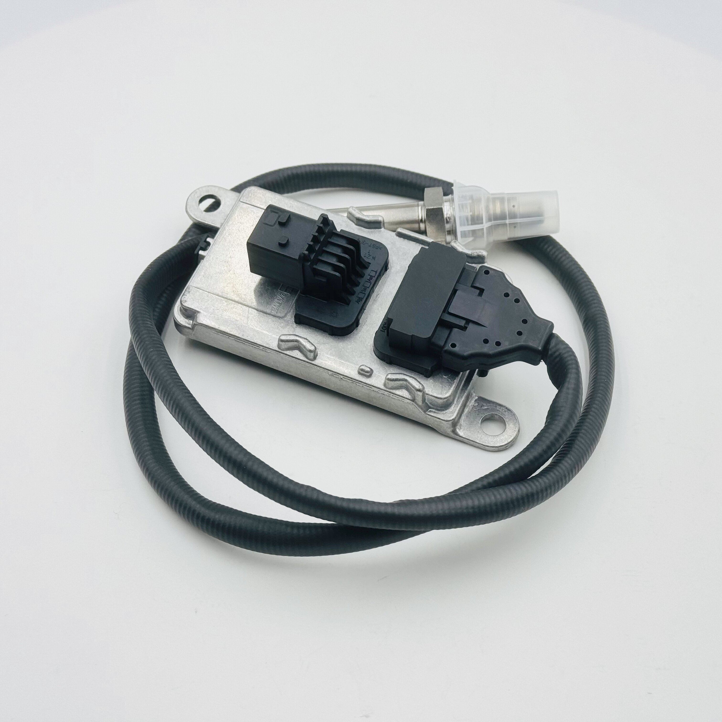 Factory Directly 29650-84320 5WK97302 Nitrogen Oxide sensor Fits For E-COUNTY truck Nox Sensor Manufacturing