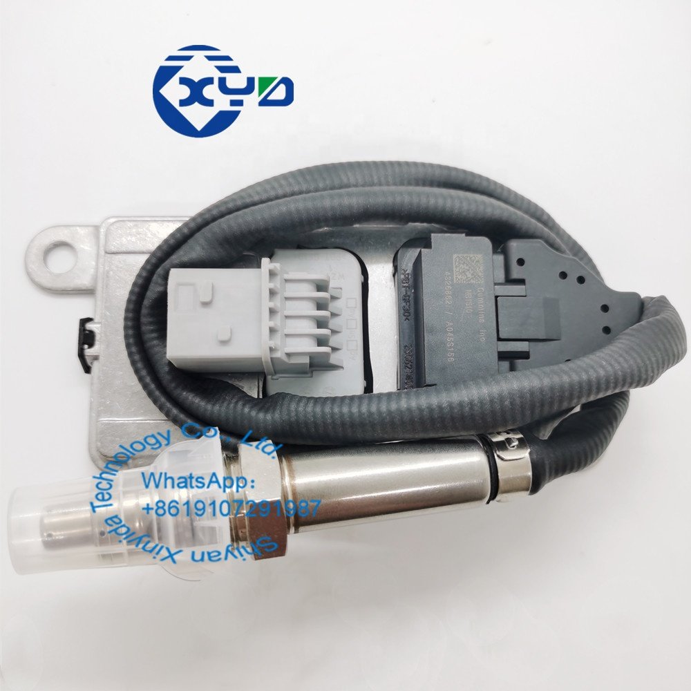 XINYIDA Good price 24V NOX sensor 4326862 NB1510 5WK9 6751C nitrogen oxygen sensor 4326862 5WK96751C