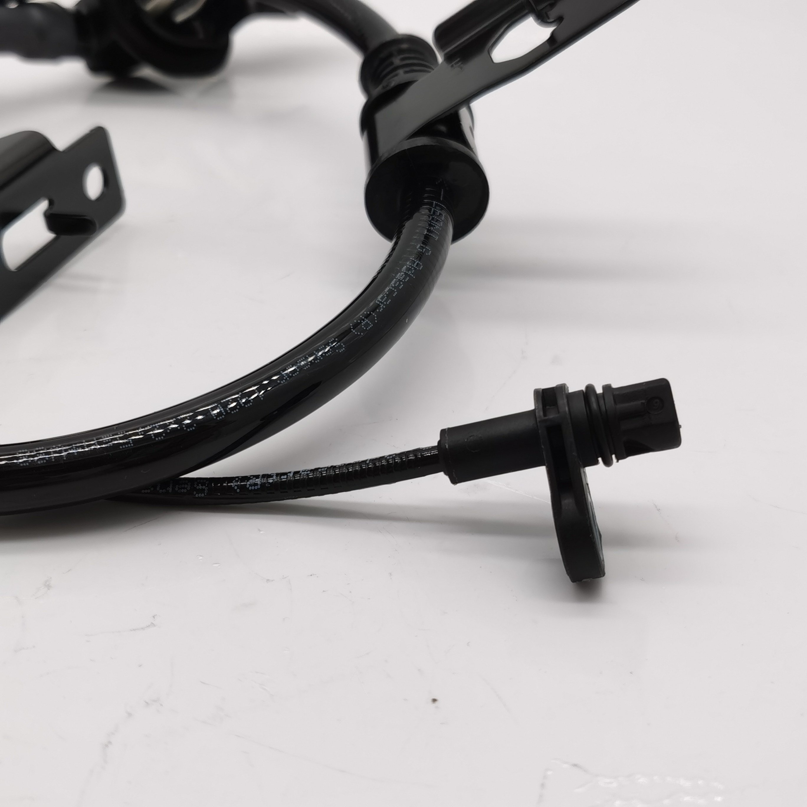 High quality automotive ABS wheel speed sensor is suitable for Mazda CX-5 2016-2020 KA0G-43-7EY